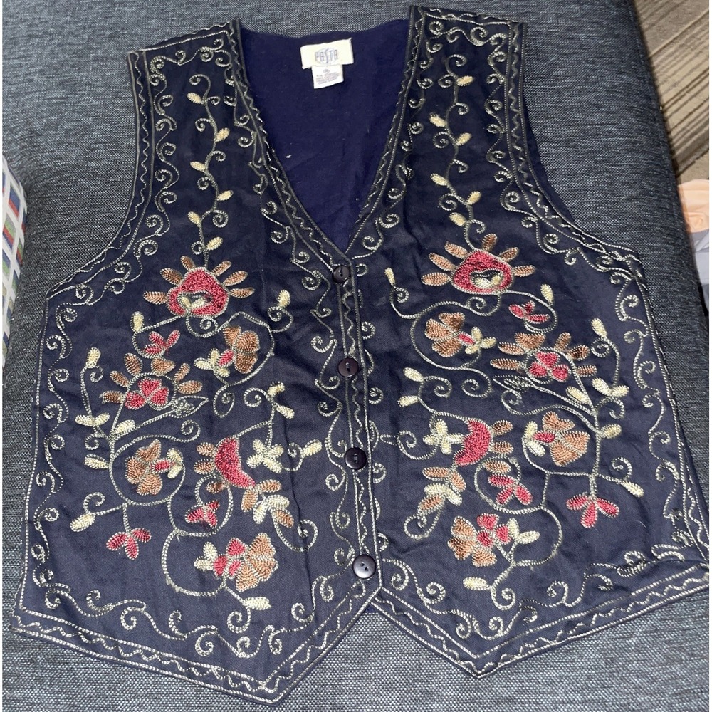 Vintage Women's Vest By  PASTA embroidered Button Front Size Medium Floral Navy